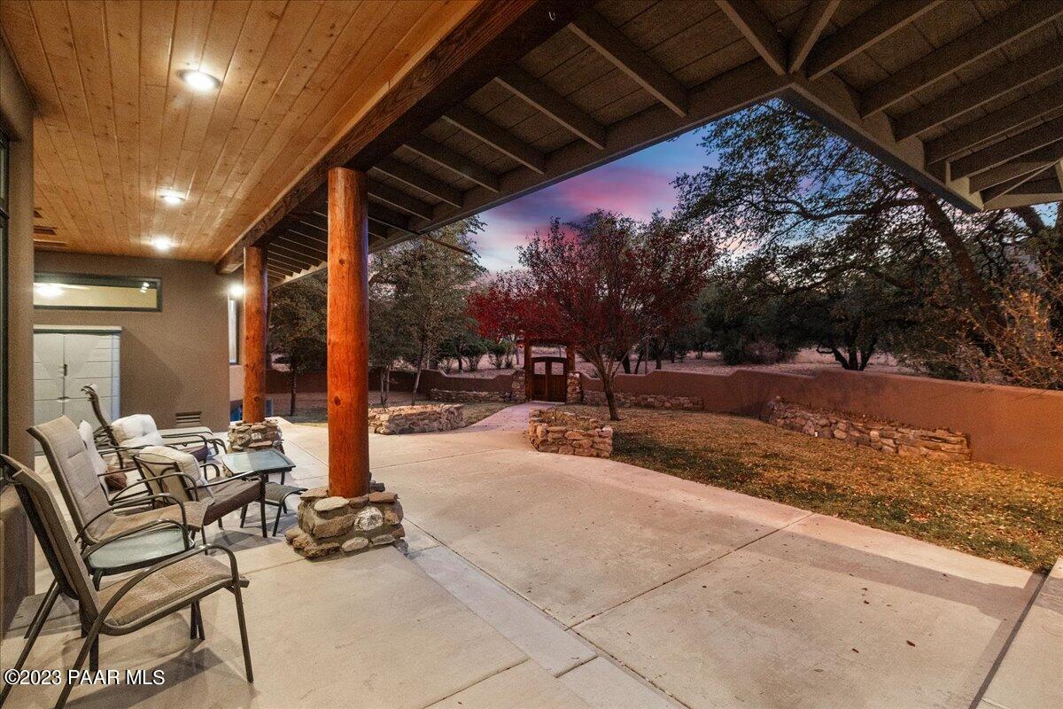 3475 Renegade Road Prescott, AZ 86305 - Photo 10 of 109 Back Courtyard