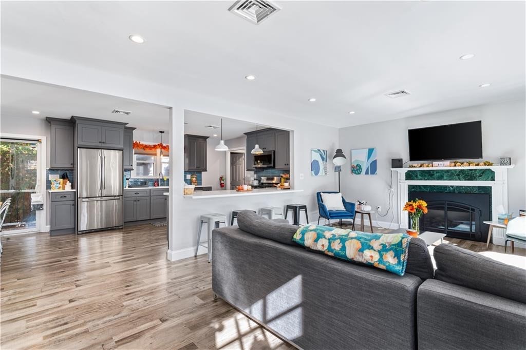 4 James Street, Unit 1 Middletown, RI 02842 - Photo 22 of 28