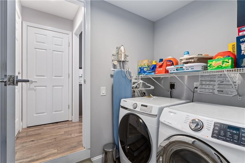 4 James Street, Unit 1 Middletown, RI 02842 - Photo 23 of 28