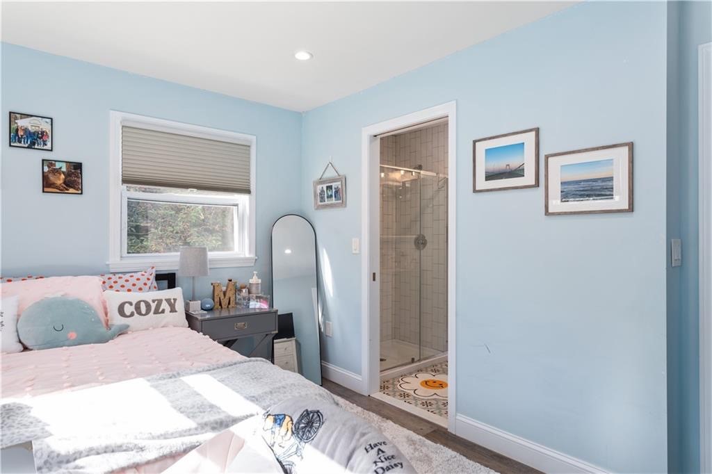 4 James Street, Unit 1 Middletown, RI 02842 - Photo 10 of 28