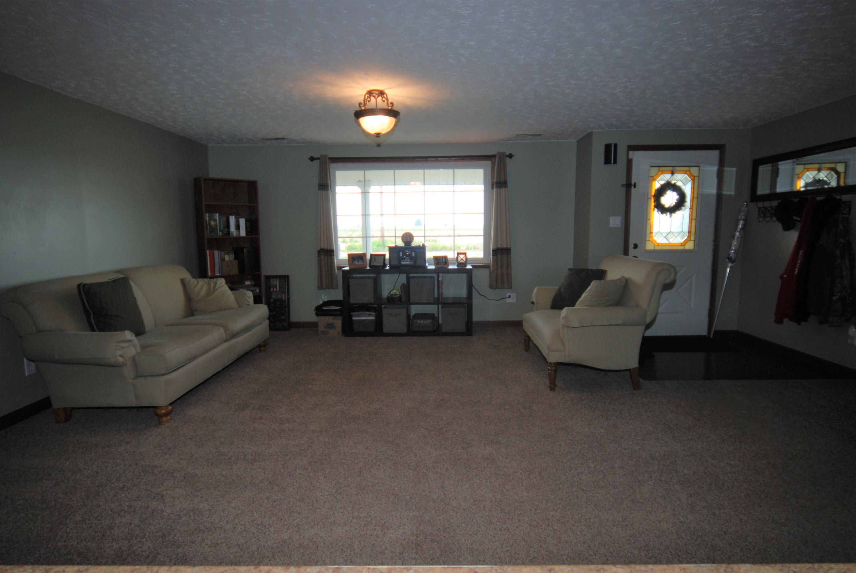 3741 Mumper Road Springfield, OH 45502 - Photo 14 of 31 living room from kitchen