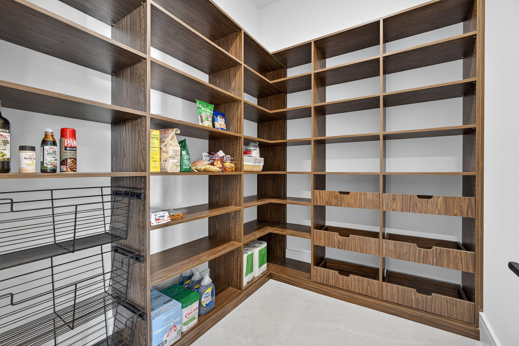 123 Murray Road West Palm Beach, FL 33405 - Photo 17 of 62 Pantry