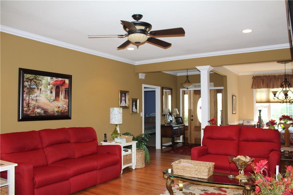 35 Laycock Road, Unit 1 Hendersonville, NC 28792 - Photo 14 of 35 Gallery Image 14