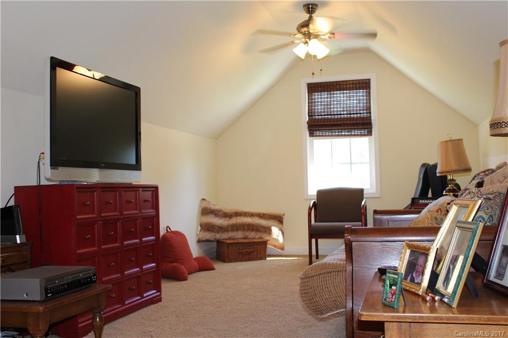 35 Laycock Road, Unit 1 Hendersonville, NC 28792 - Photo 24 of 35 Gallery Image 24