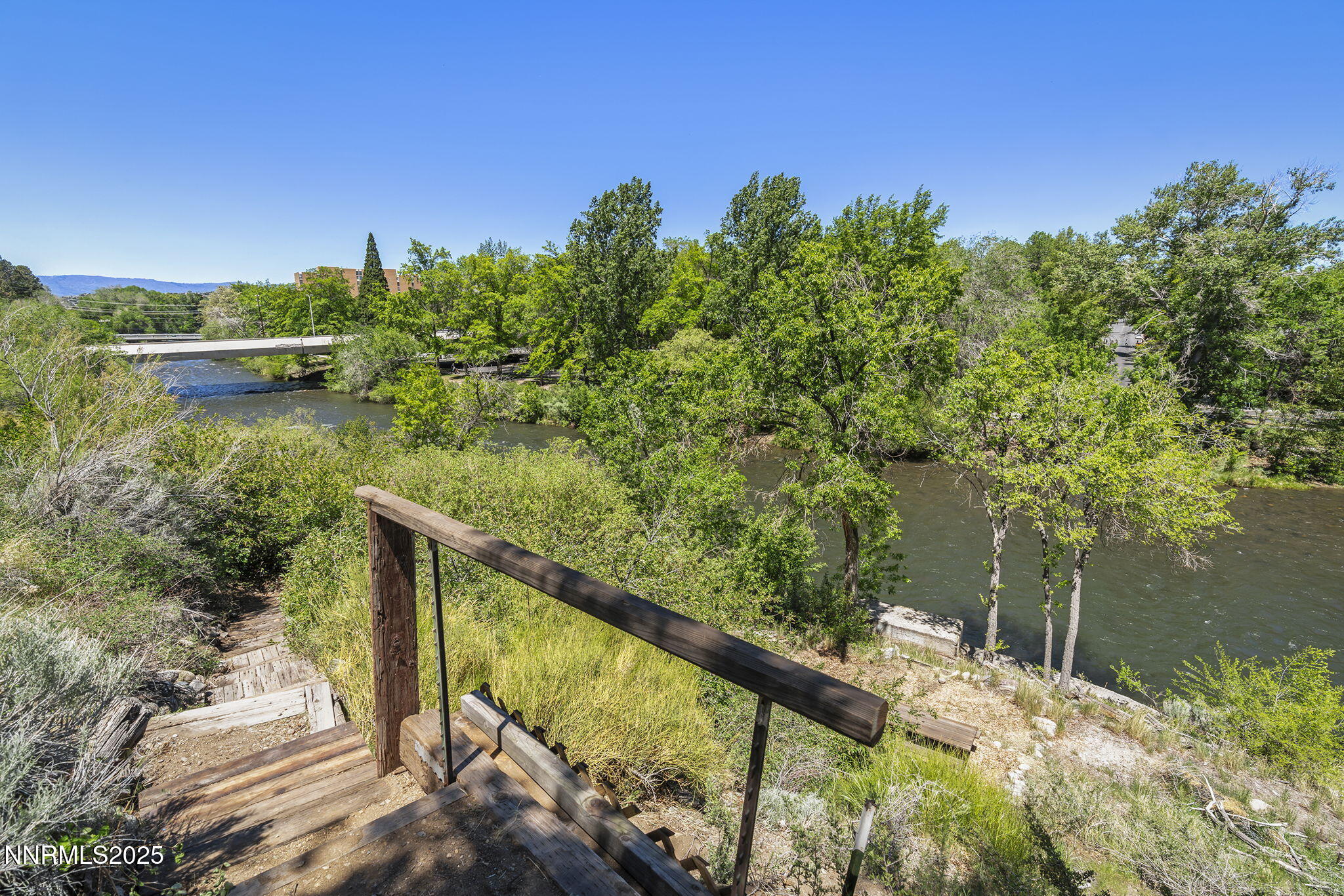 745 California Avenue Reno, NV 89509 - Photo 15 of 40 23-web-or-mls-_DSC1759