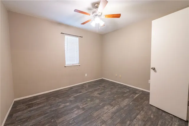 $1,700 | 910 Red Start Circle, Corpus Christi, TX 78418