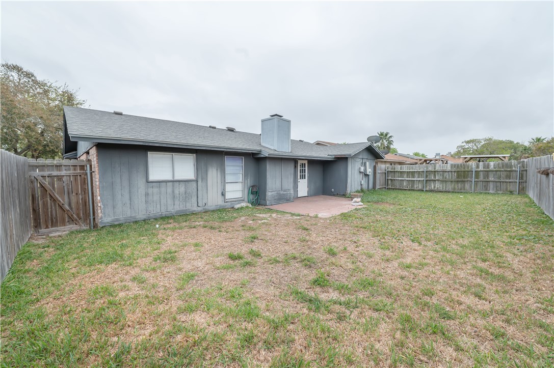 910 Red Start Circle Corpus Christi, TX 78418 - Photo 19 of 20