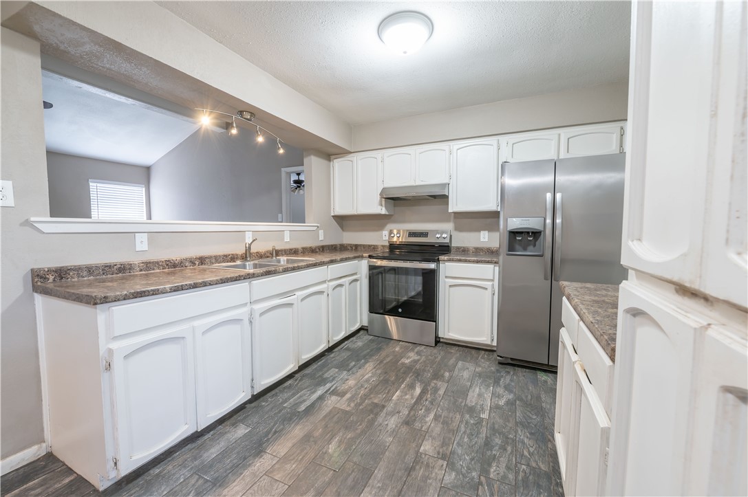 910 Red Start Circle Corpus Christi, TX 78418 - Photo 9 of 20