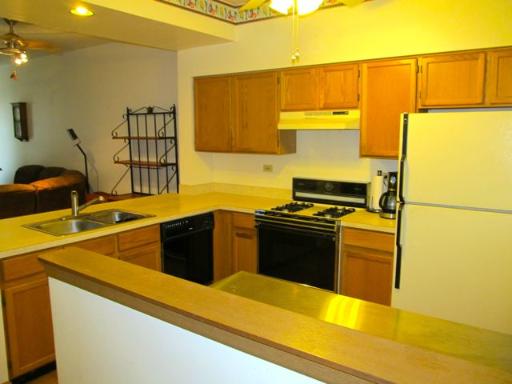 17861 Braewick Road Gurnee, IL 60031 - Photo 4 of 5