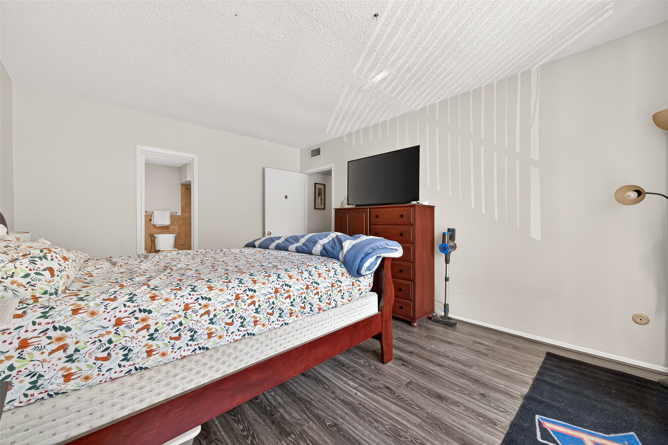 2234 South Piney Point Road, Unit 206 Houston, TX 77063 - Photo 25 of 33