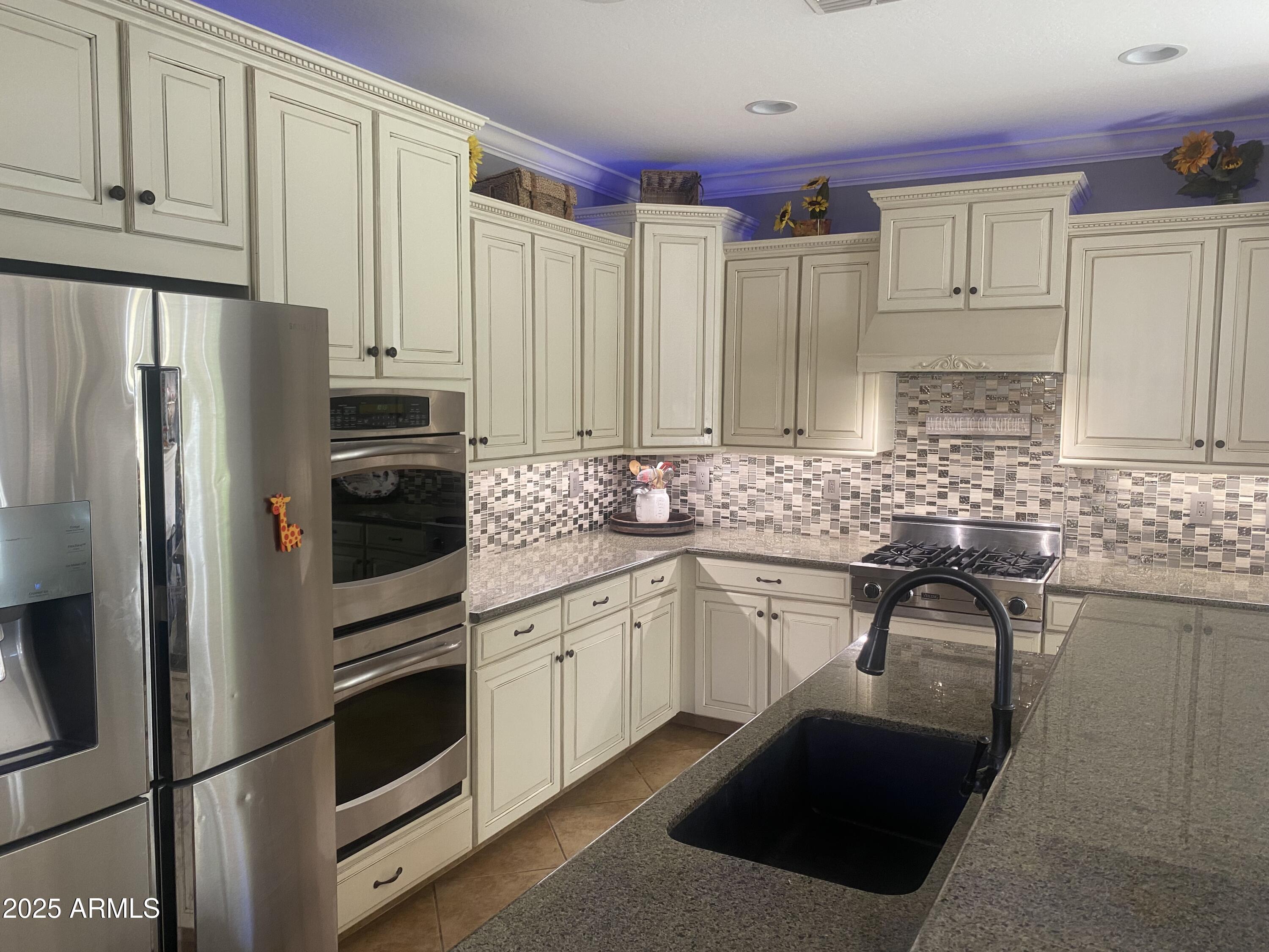 2946 North Beverly Place Buckeye, AZ 85396 - Photo 15 of 61 UPGRADED KITCHEN