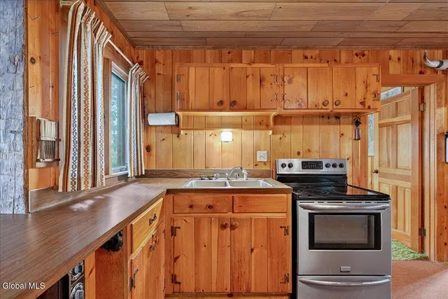 $1,250,000 | 161 East Shore Drive, Chester, NY 12817