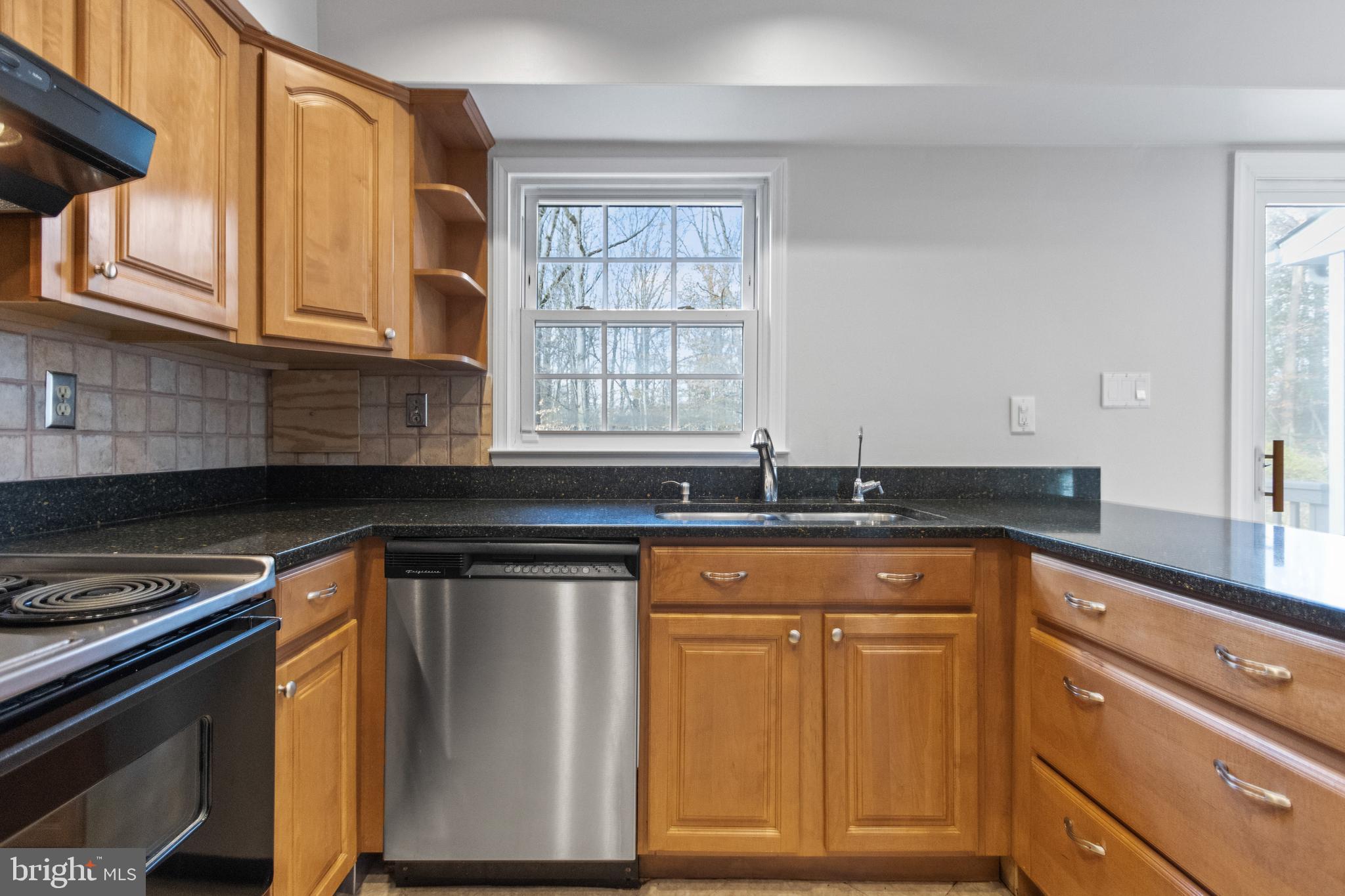 3011 Bonview Lane Silver Spring, MD 20906 - Photo 8 of 49 Kitchen with stainless appliances