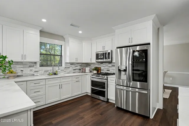 $549,000 | 994 Dowlingwood Drive, Beaufort, SC 29902