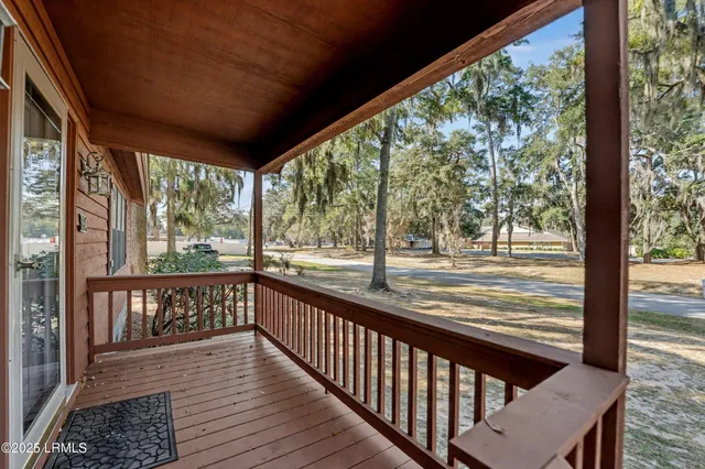 $549,000 | 994 Dowlingwood Drive, Beaufort, SC 29902