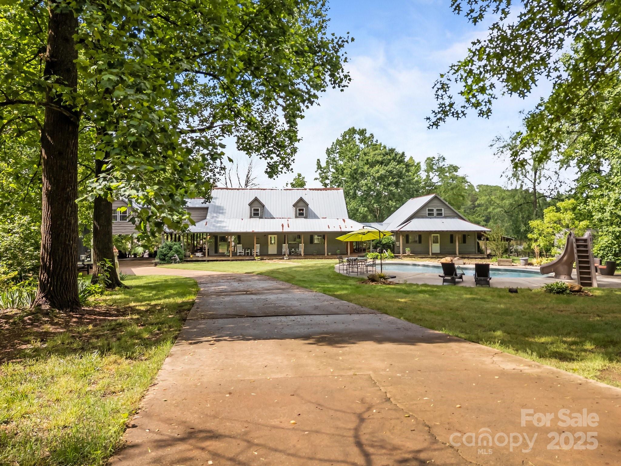 1433 Kern Carlton Road Salisbury, NC 28146 - Photo 3 of 47