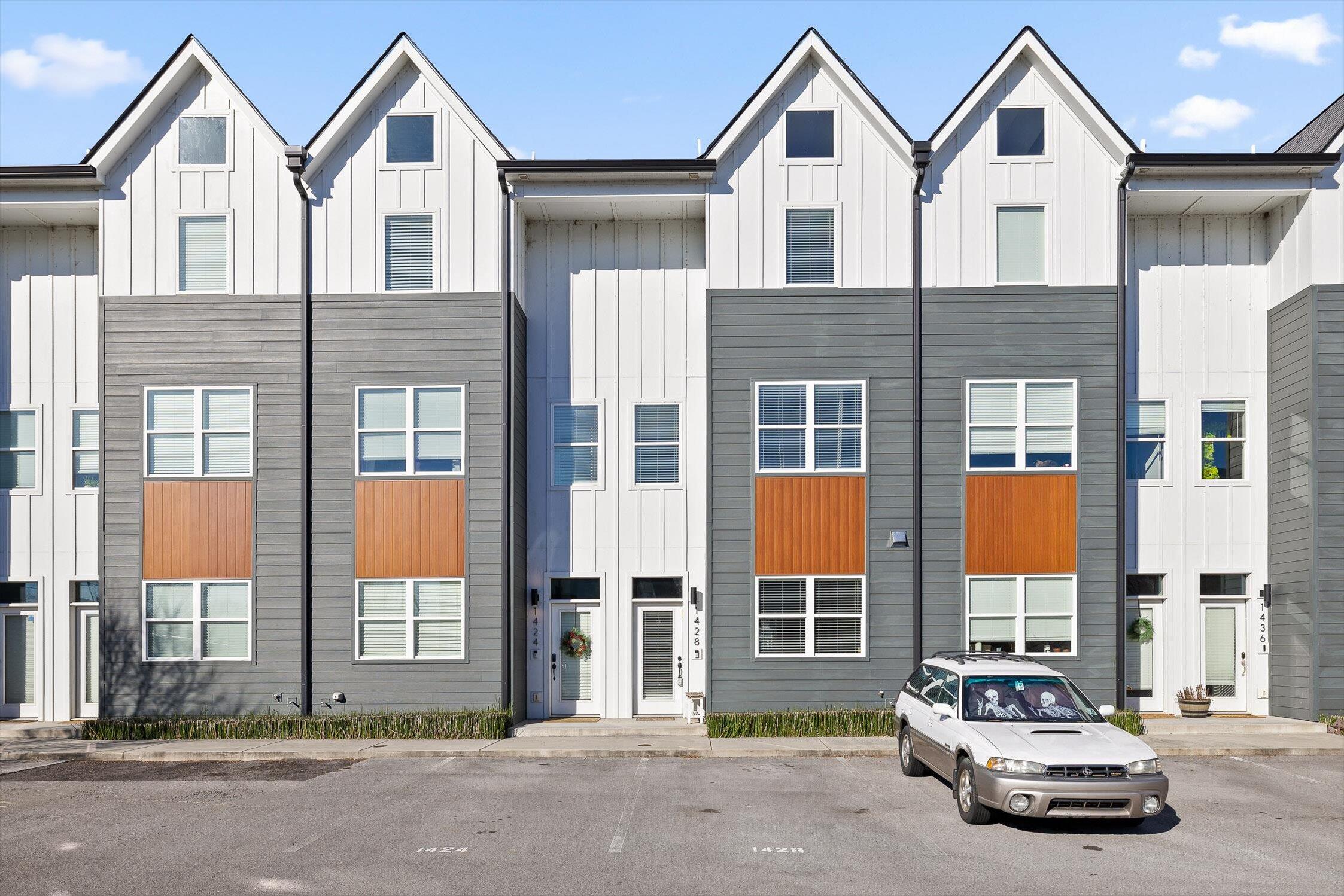 1428 Stockyard Place Chattanooga, TN 37408 - Photo 1 of 82 01-Stockyard-51