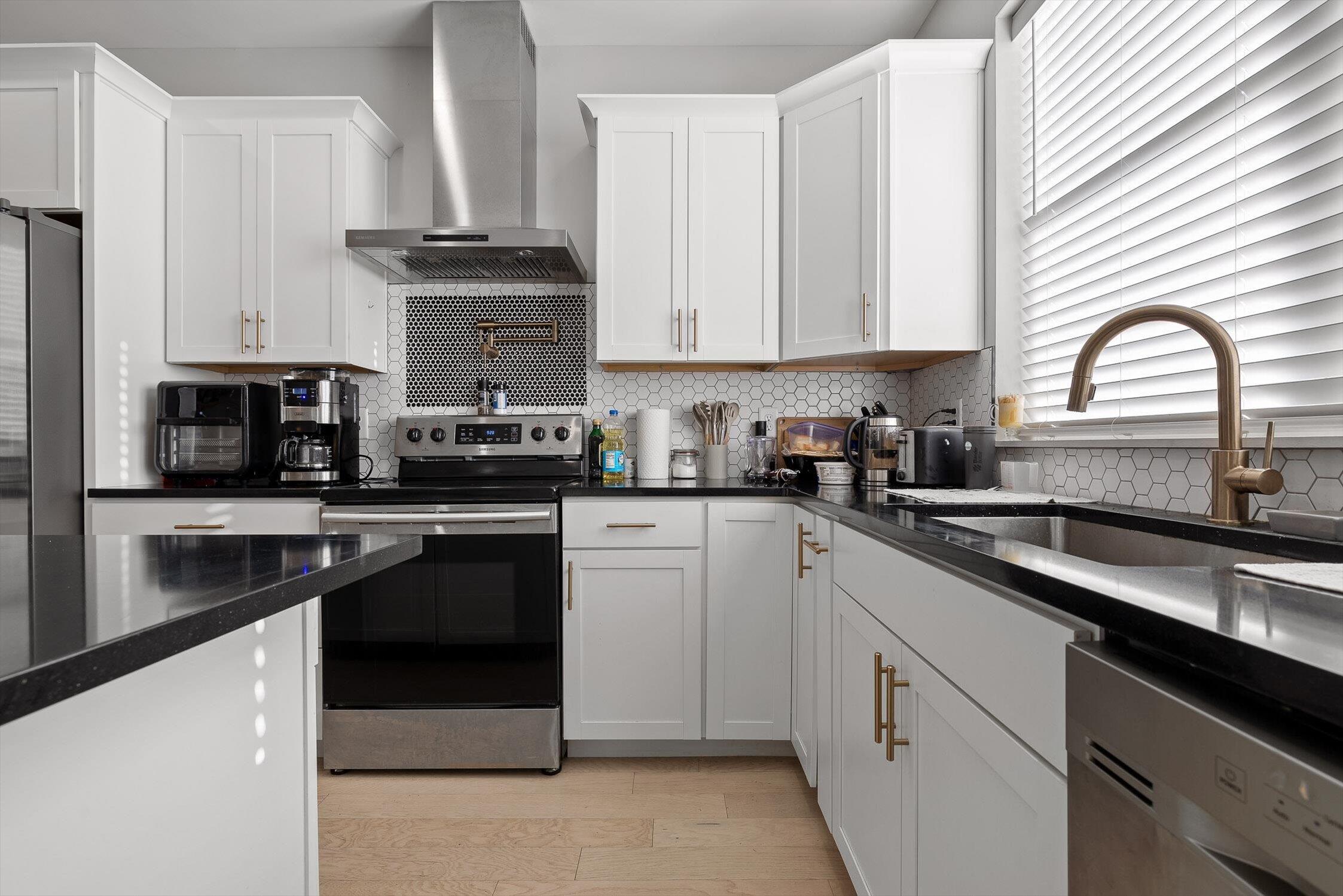 1428 Stockyard Place Chattanooga, TN 37408 - Photo 11 of 82 10-Stockyard-9