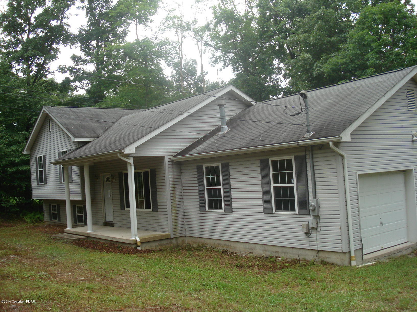 133 Alpine Road Henryville, PA 18332 - Photo 2 of 15 Side View