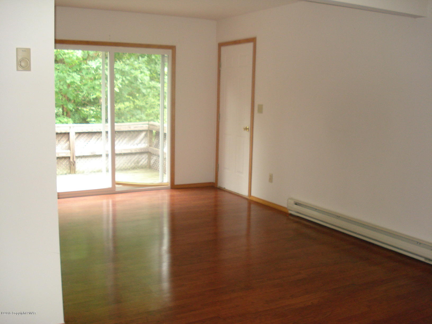 133 Alpine Road Henryville, PA 18332 - Photo 4 of 15 Dining Room