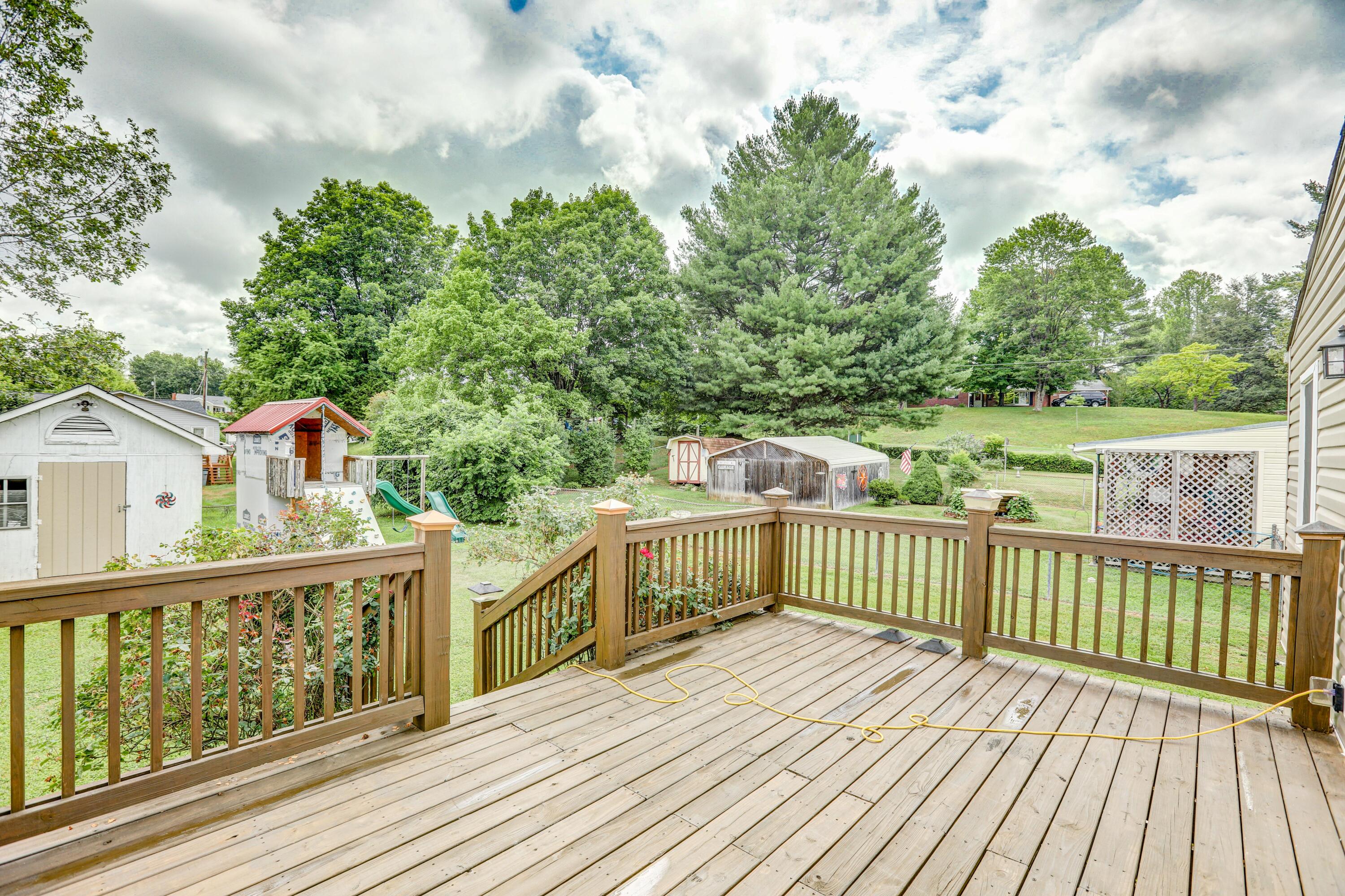 117 Rustic Street Bristol, TN 37620 - Photo 36 of 36 B42A6678_79_80_81_82