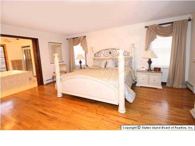 77 Irvington Street Staten Island, NY 10312 - Photo 11 of 20 Additional Photo