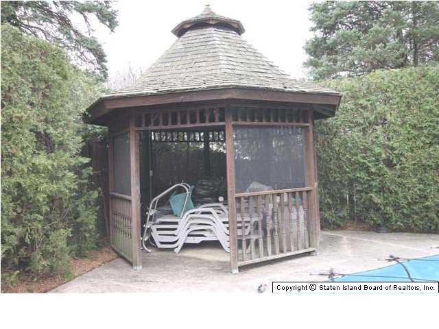 77 Irvington Street Staten Island, NY 10312 - Photo 18 of 20 Additional Photo