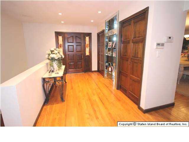 77 Irvington Street Staten Island, NY 10312 - Photo 4 of 20 Additional Photo