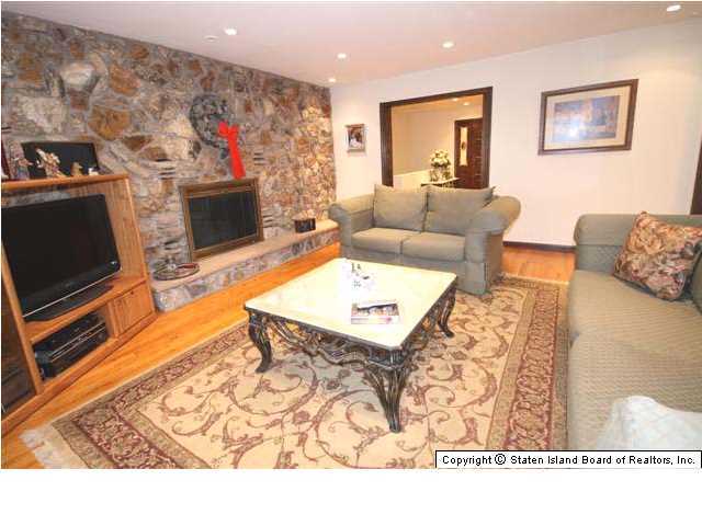 77 Irvington Street Staten Island, NY 10312 - Photo 5 of 20 Additional Photo