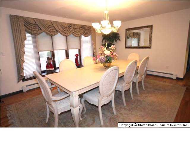 77 Irvington Street Staten Island, NY 10312 - Photo 6 of 20 Additional Photo