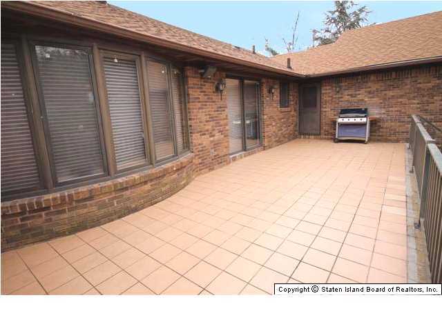 77 Irvington Street Staten Island, NY 10312 - Photo 10 of 20 Additional Photo