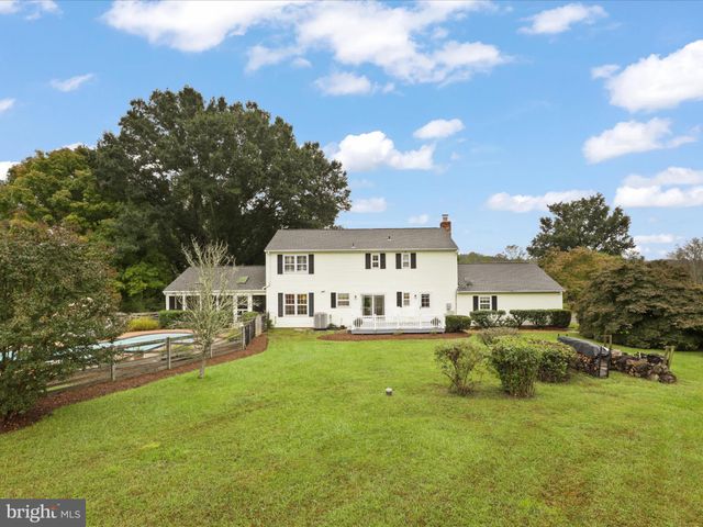 $1,230,000 | 6609 Castle Knoll Drive, Clifton, VA 20124