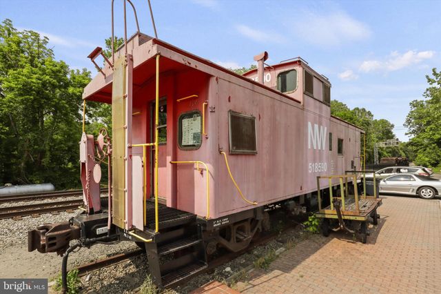 $1,230,000 | 6609 Castle Knoll Drive, Clifton, VA 20124