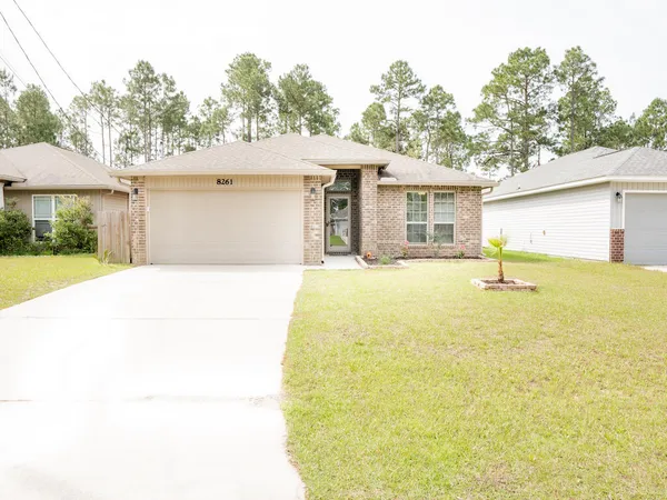 $2,400 | 8261 Sierra Street, Navarre, FL 32566