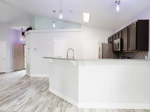 $2,400 | 8261 Sierra Street, Navarre, FL 32566