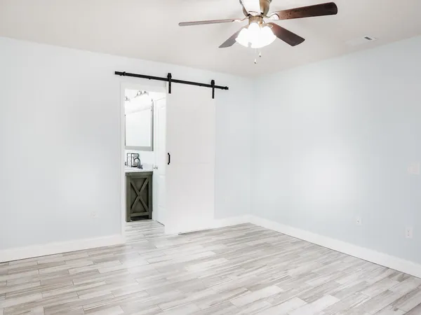 $2,400 | 8261 Sierra Street, Navarre, FL 32566