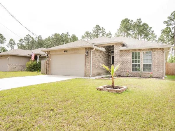 $2,400 | 8261 Sierra Street, Navarre, FL 32566