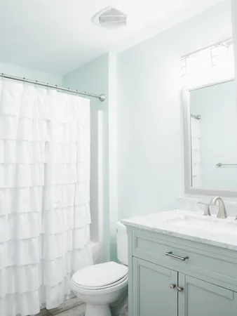 $2,400 | 8261 Sierra Street, Navarre, FL 32566