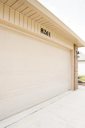 $2,400 | 8261 Sierra Street, Navarre, FL 32566