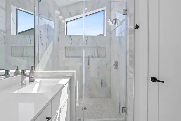 $600,000 | 1168 Ridgeway Drive, Unit 2, Austin, TX 78702