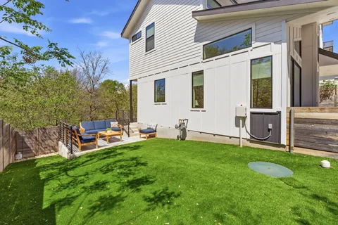 $600,000 | 1168 Ridgeway Drive, Unit 2, Austin, TX 78702