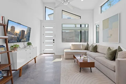 $600,000 | 1168 Ridgeway Drive, Unit 2, Austin, TX 78702