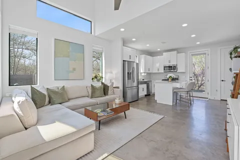 $600,000 | 1168 Ridgeway Drive, Unit 2, Austin, TX 78702