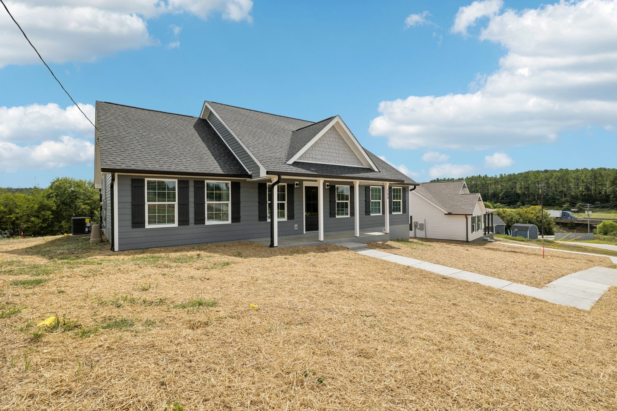 102 Alice Preston Loop Gordonsville, TN 38563 - Photo 3 of 34