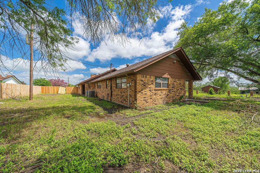 2001 Stagecoach Road Seguin, TX 78155 - Photo 41 of 50