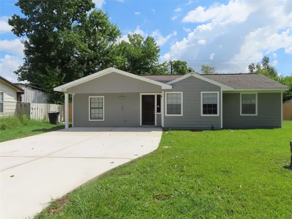 $1,500 | 705 Baca Street, Houston, TX 77029