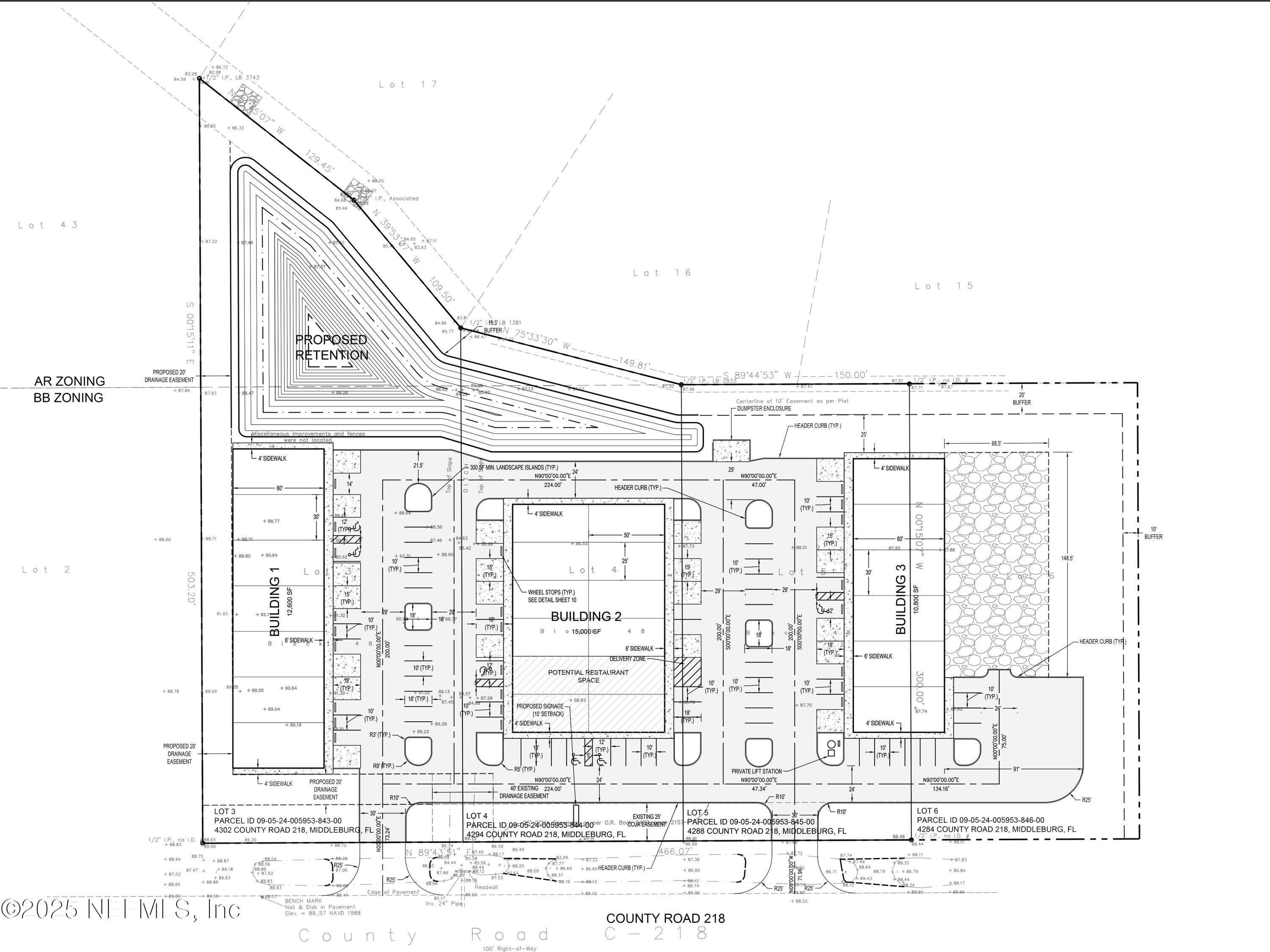 4302 County Road 218 Middleburg, FL 32068 - Photo 4 of 12 a black and white photo of a living room