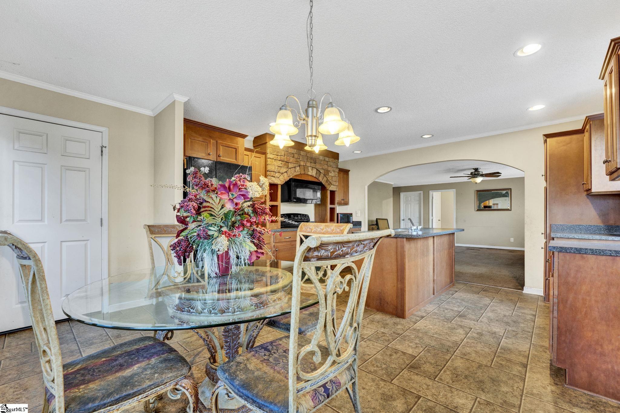 140 Greenpond Farms Road Gray Court, SC 29645 - Photo 8 of 15