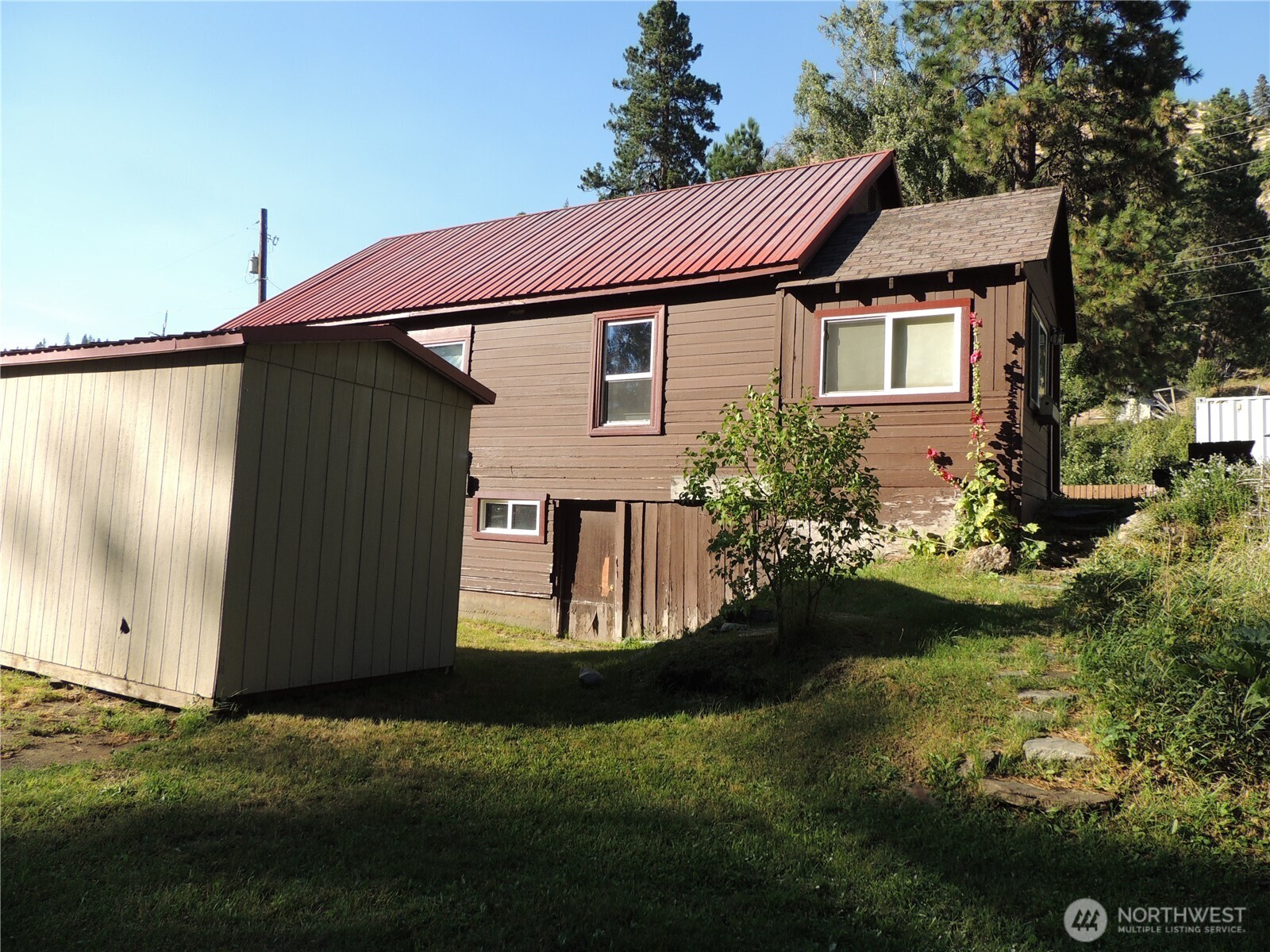 9291 Pakascwa Road Peshastin, WA 98847 - Photo 36 of 40