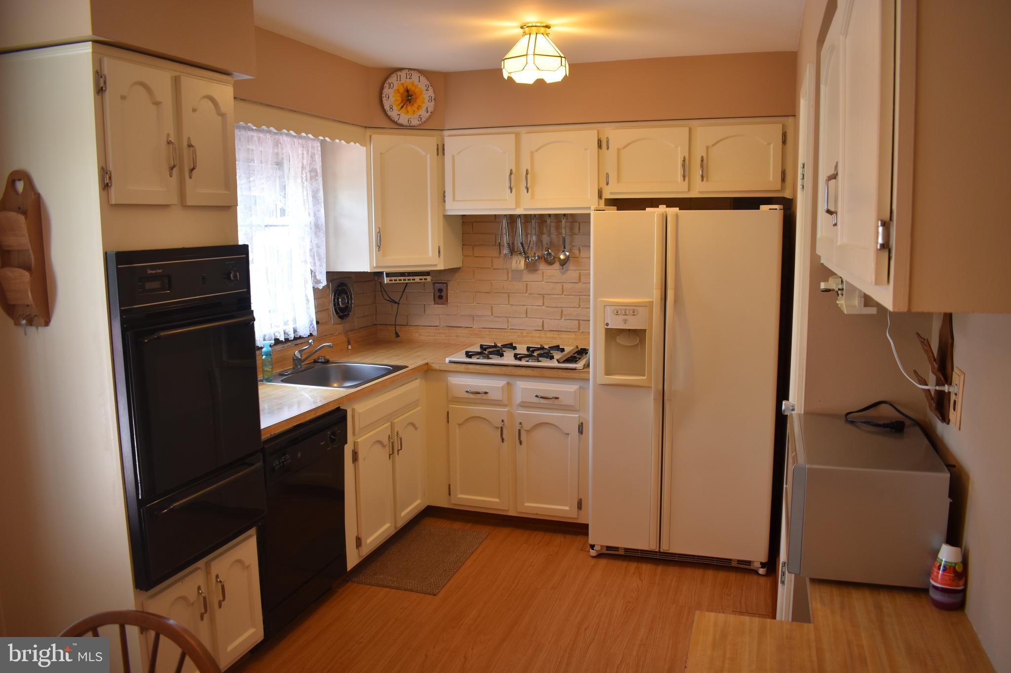 3983 Constance Road Philadelphia, PA 19114 - Photo 5 of 28 Gallery Image 5